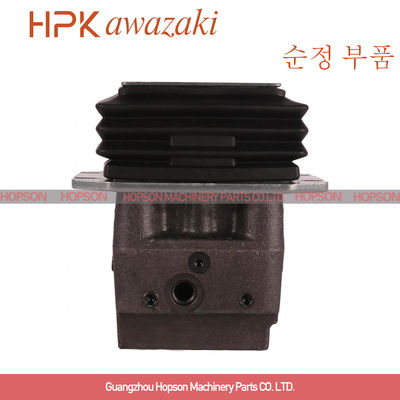 कोबेल्को खुदाई SK250 SK260-8 SK330 . के लिए उच्च दबाव फुट पेडल वाल्व